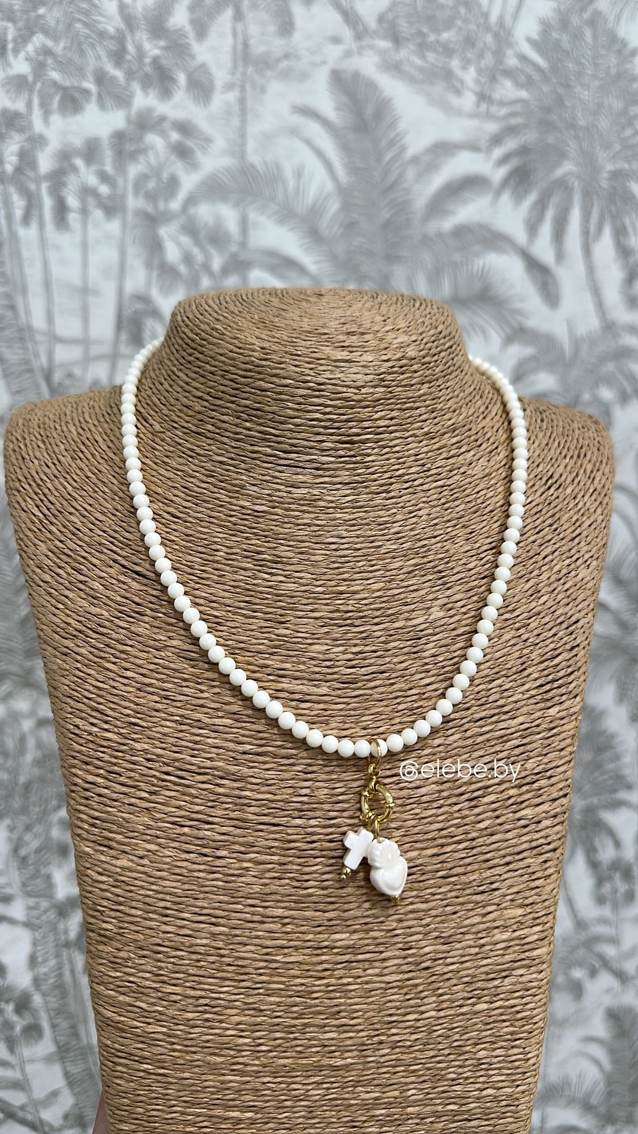 Collar abalorios cruz corazón