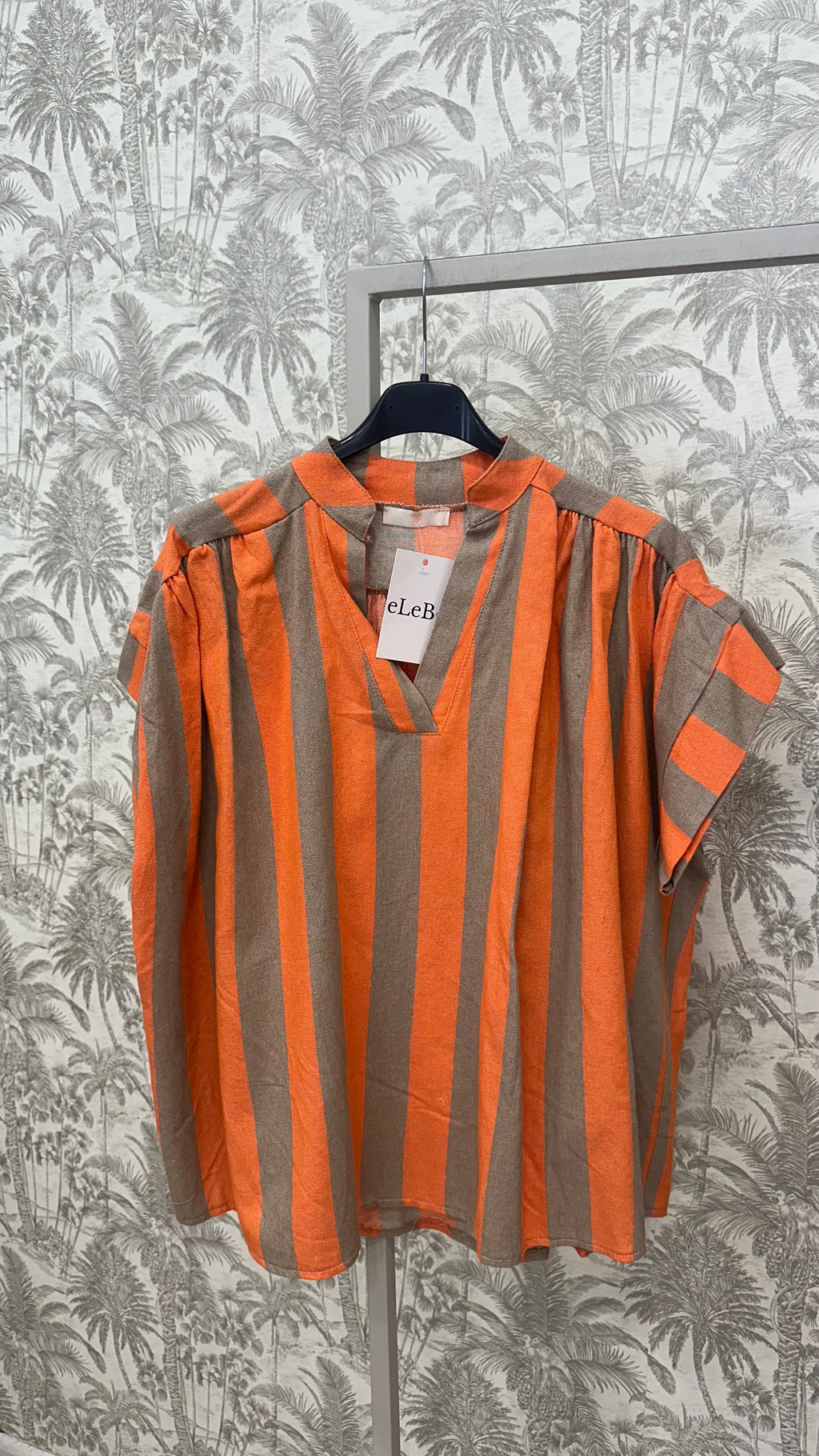 5895989