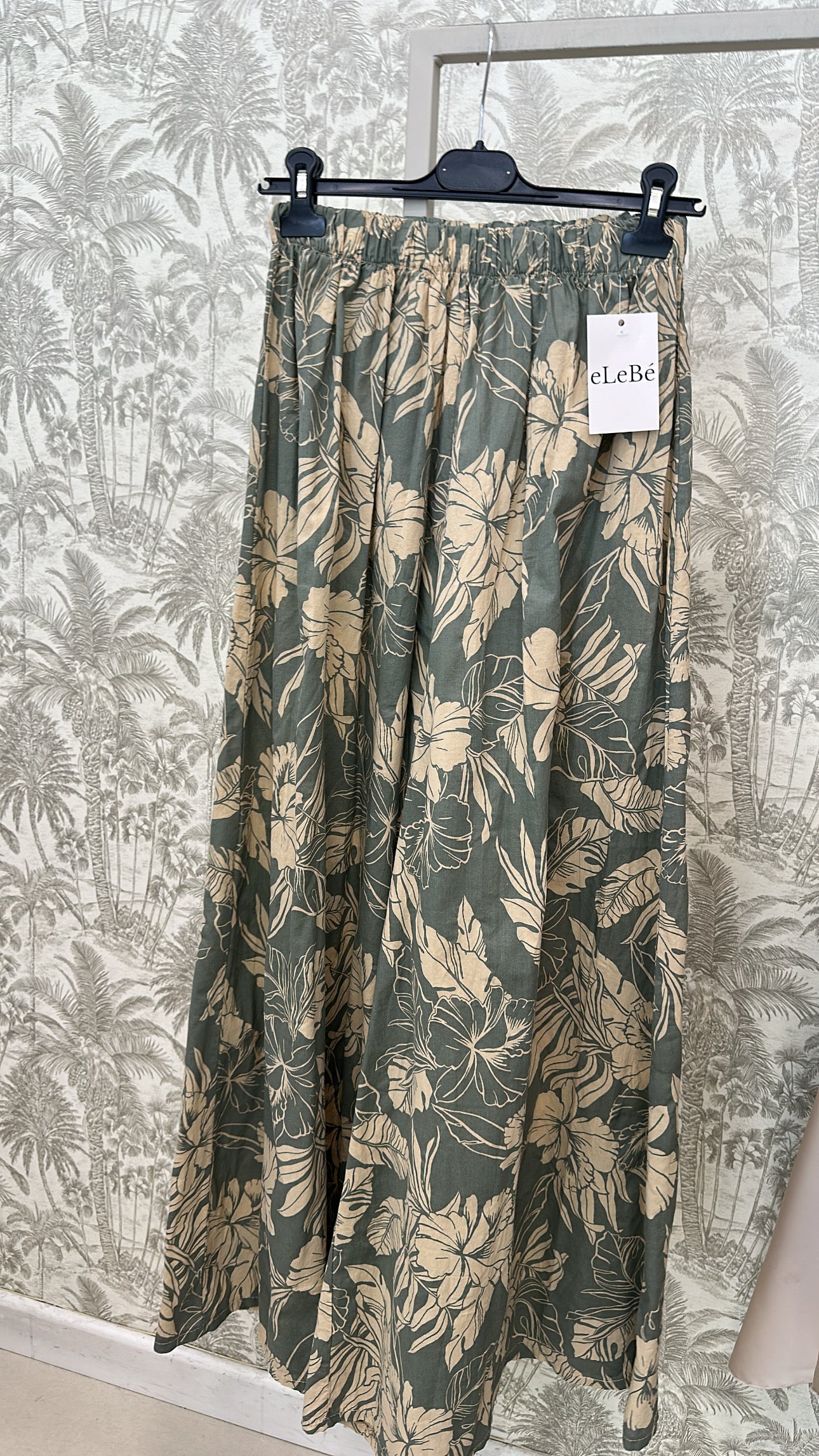 PANTALÓN ANCHO ESTAMPADO FLOR
