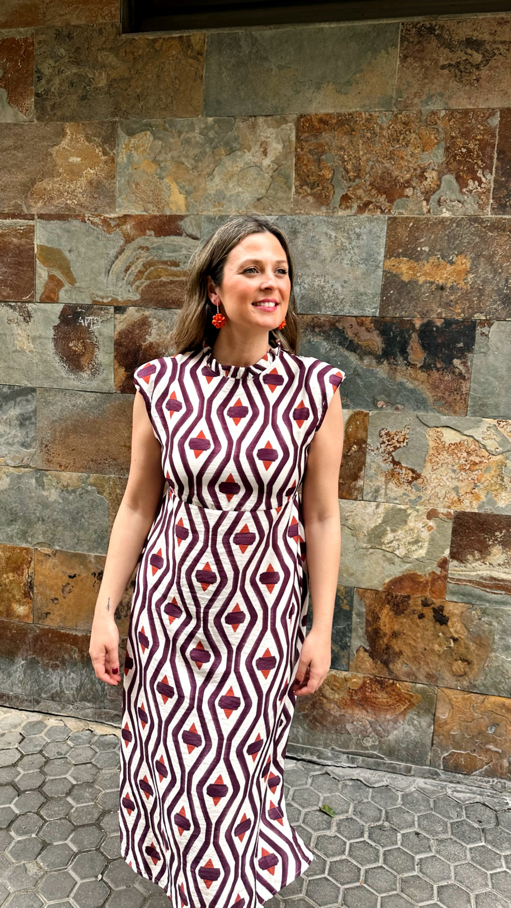 VESTIDO ESTAMPADO ÉTNICO BICO HOMBRERAS