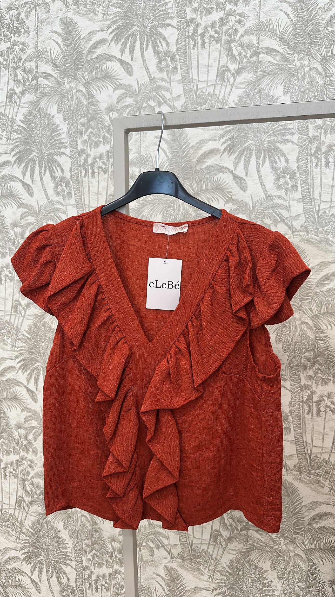 BLUSA CORTA  PICO VOLANTE