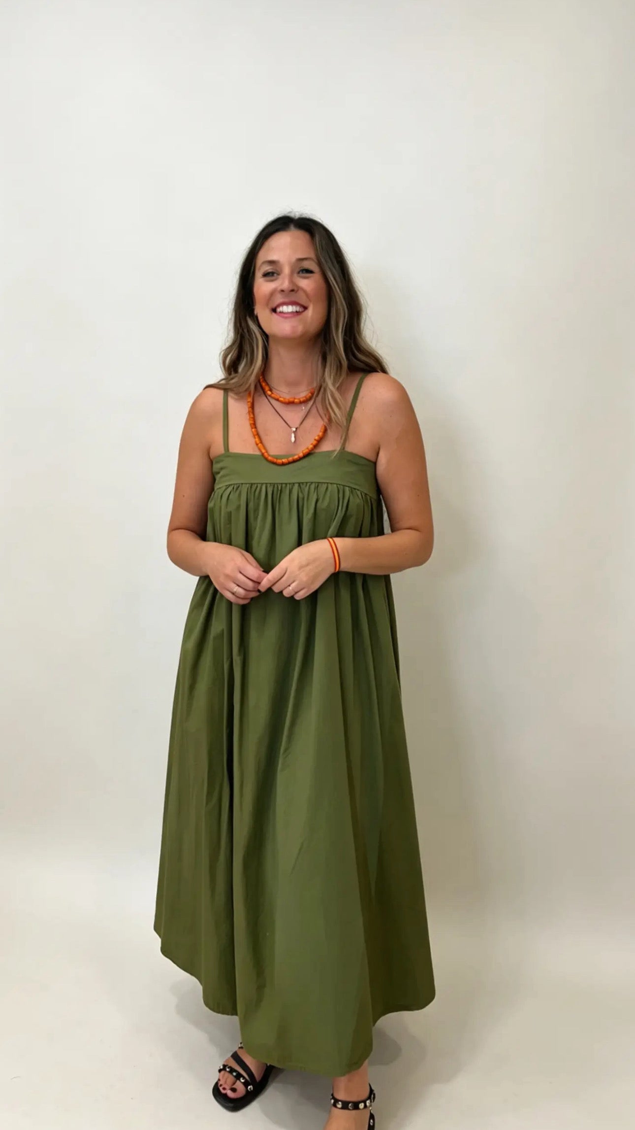 VESTIDO BÁSICO TIRANTE ALGODÓN ESCOTE CUADRADO
