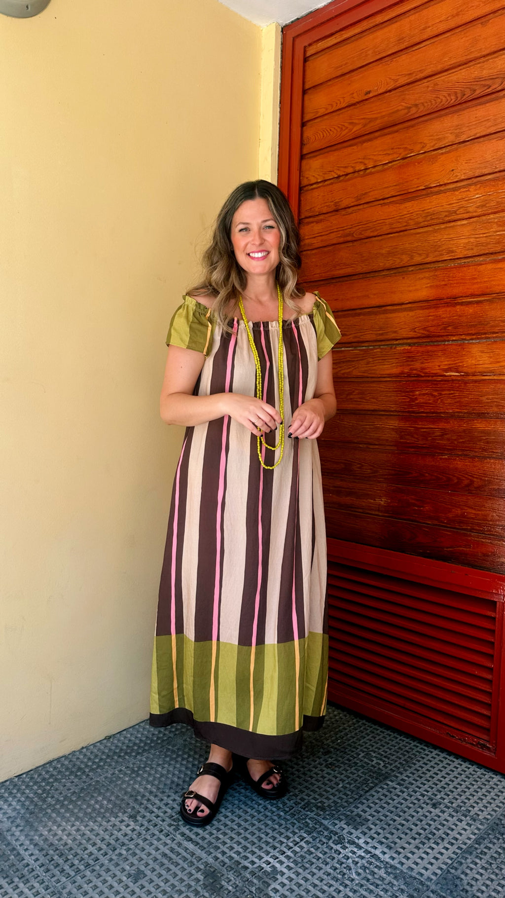 VESTIDO RAYAS COLOR CUELLO U FRUNCE
