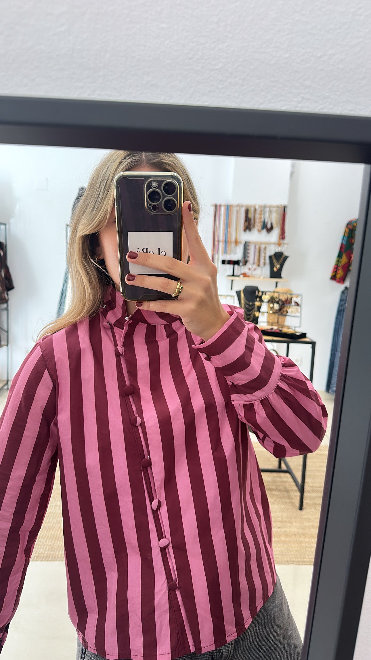 BLUSA BOTONADURA ESTAMPADA