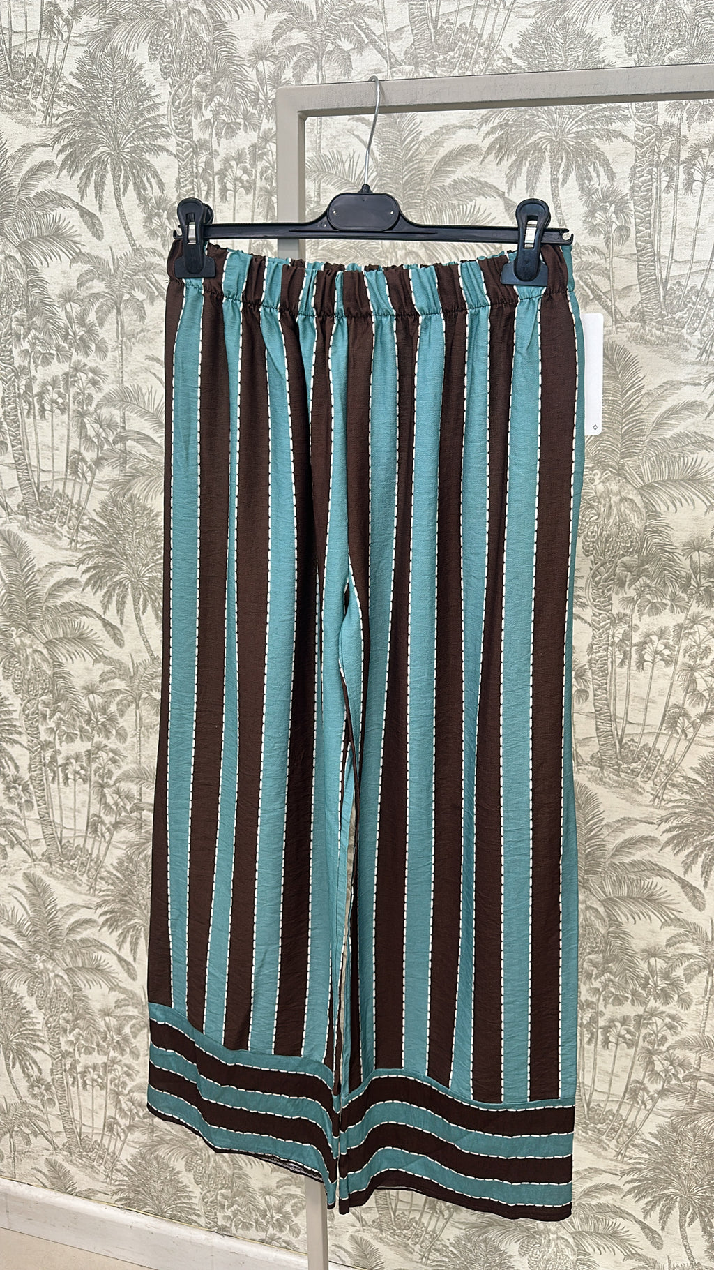 PANTALÓN FLUIDO RAYAS LÍNEA PESPUNTE