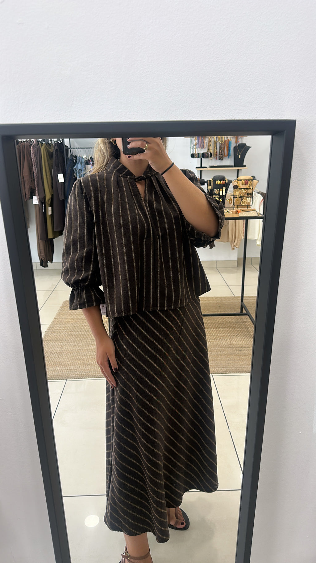 BLUSA PAÑO RAYAS NUDO CUELLO