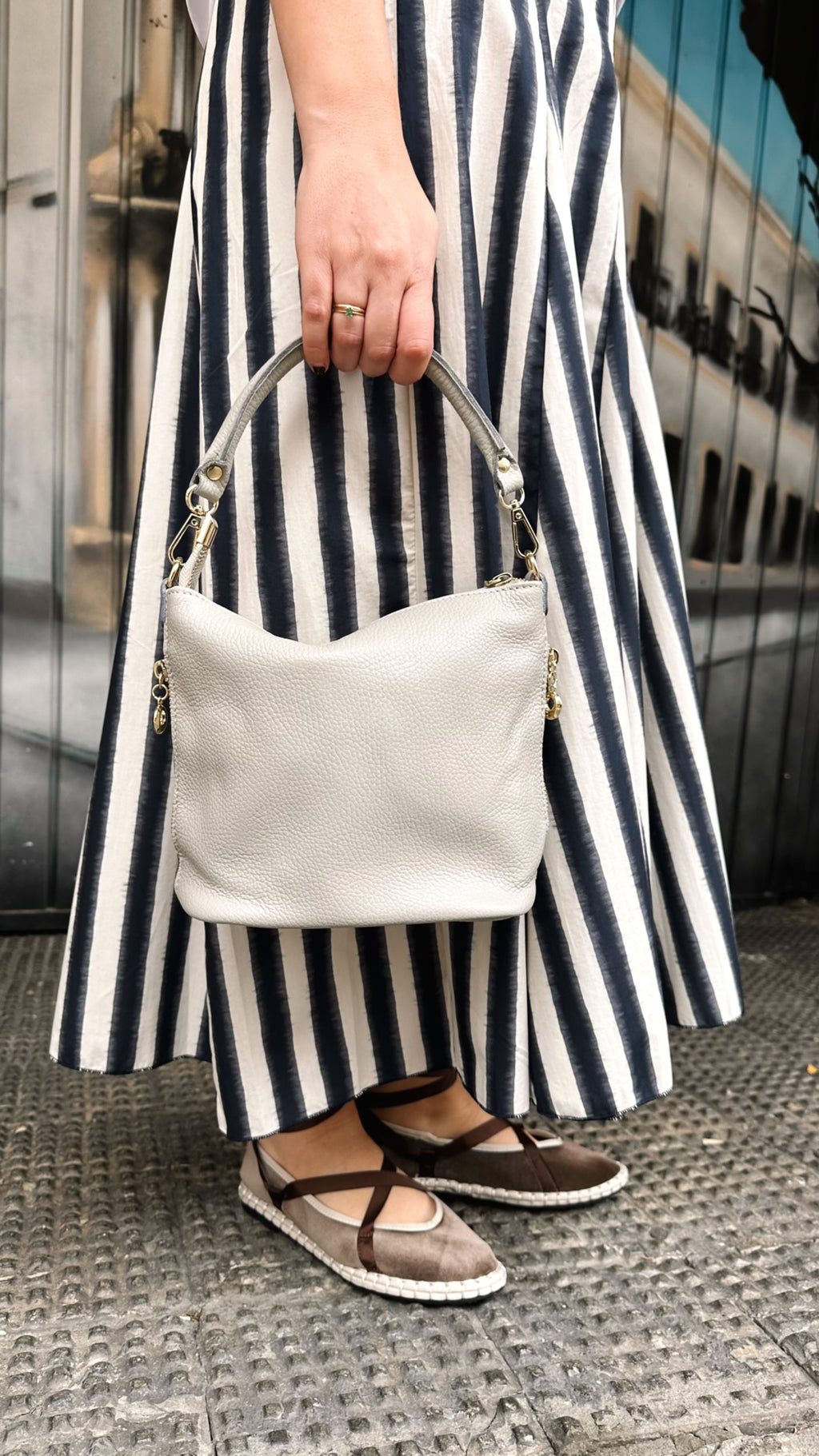 BOLSO PEQUEÑO PIEL ASA CREMALLERA