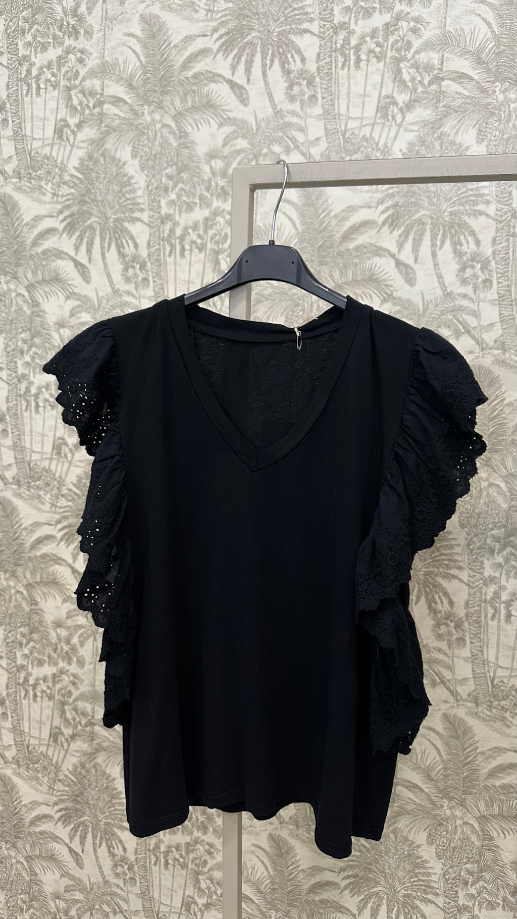 CAMISETA VOLANTE BROCADO