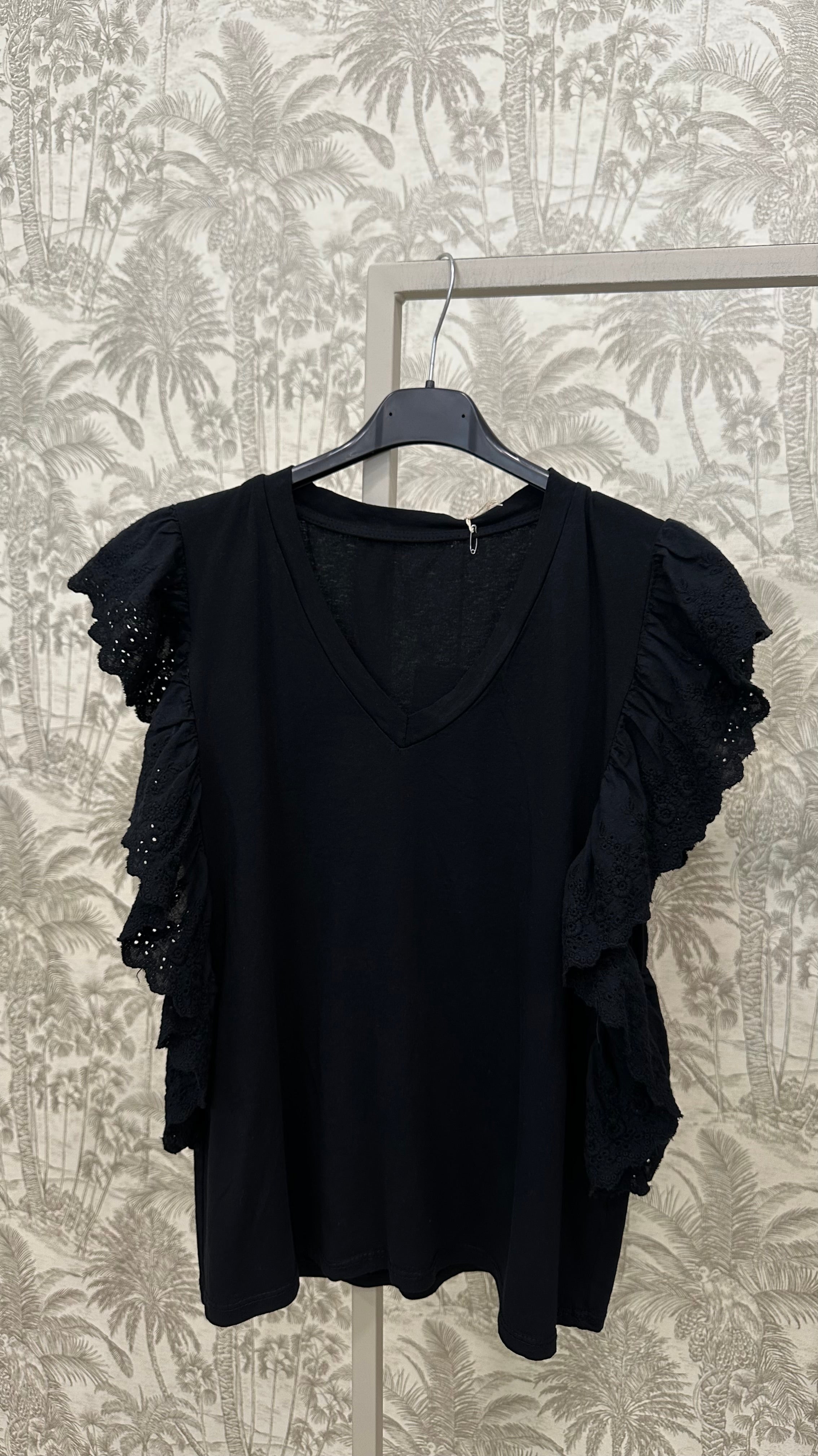 CAMISETA VOLANTE BROCADO