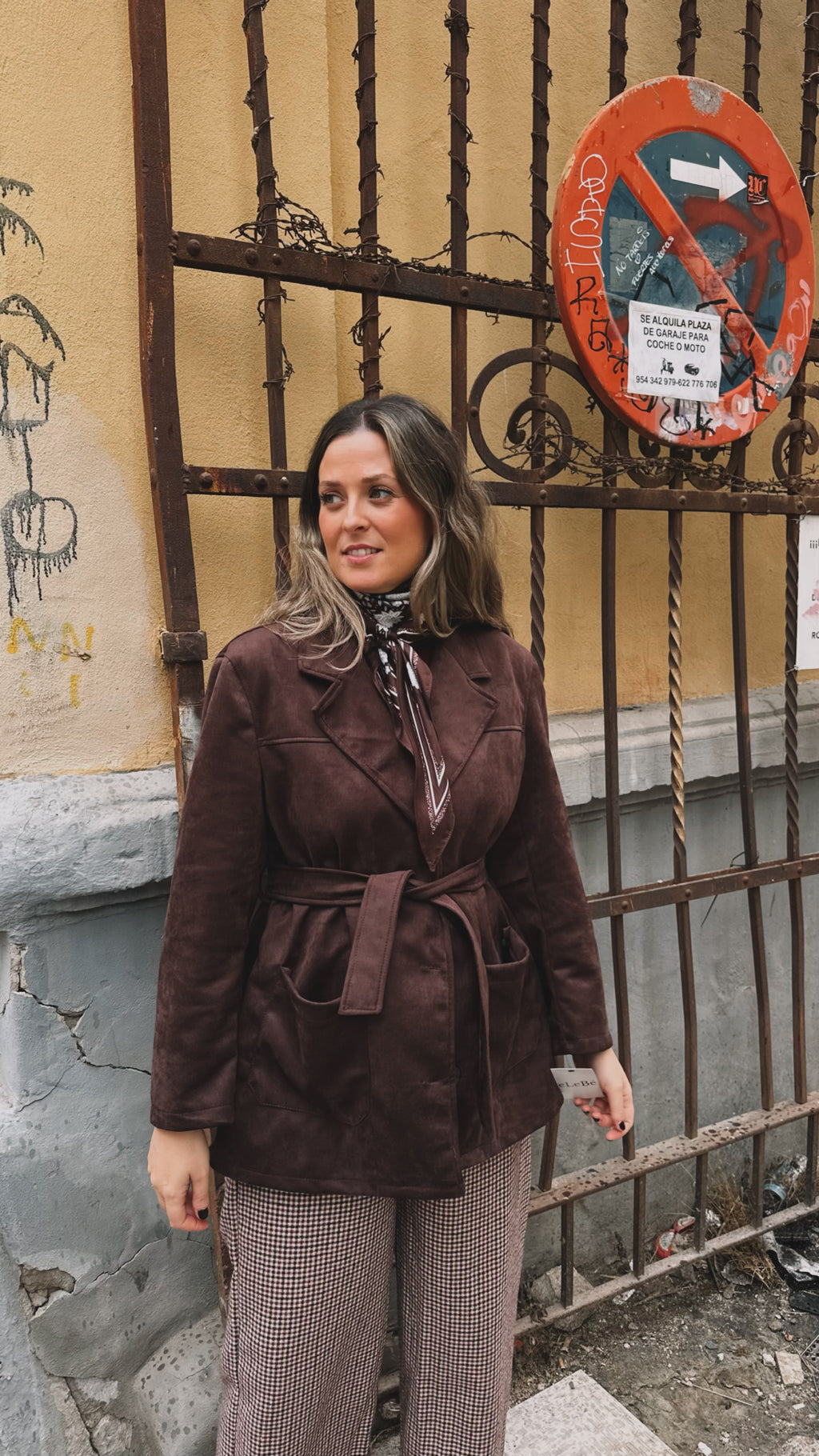 CHAQUETA ANTE CINTURON