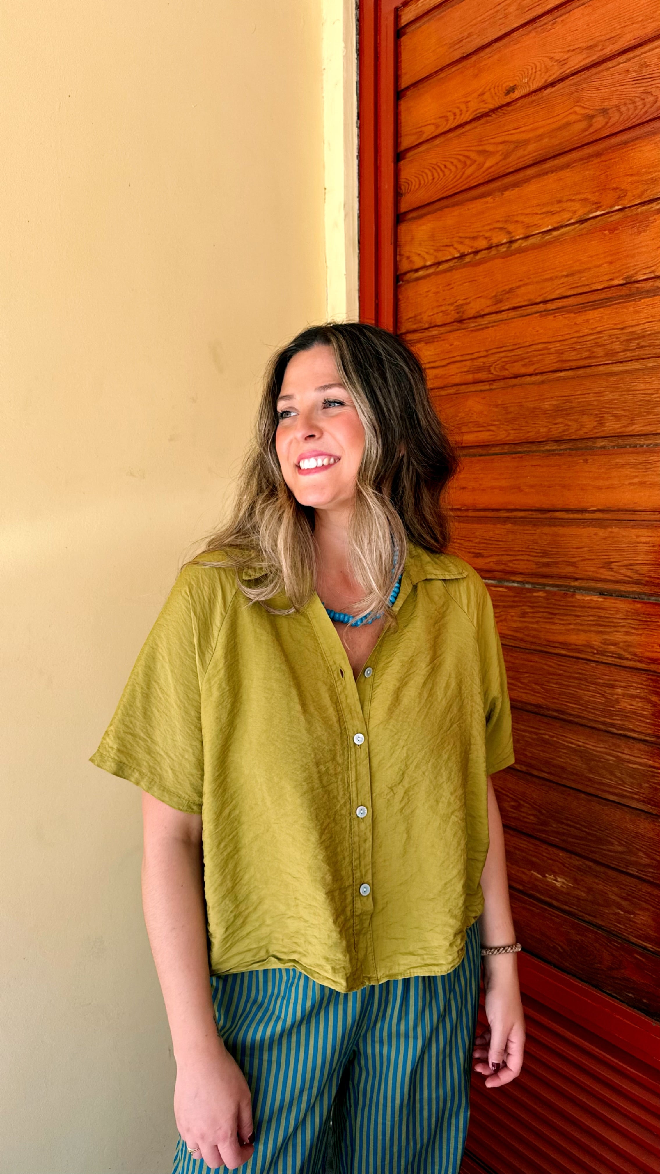 BLUSA CAMISERA CROP