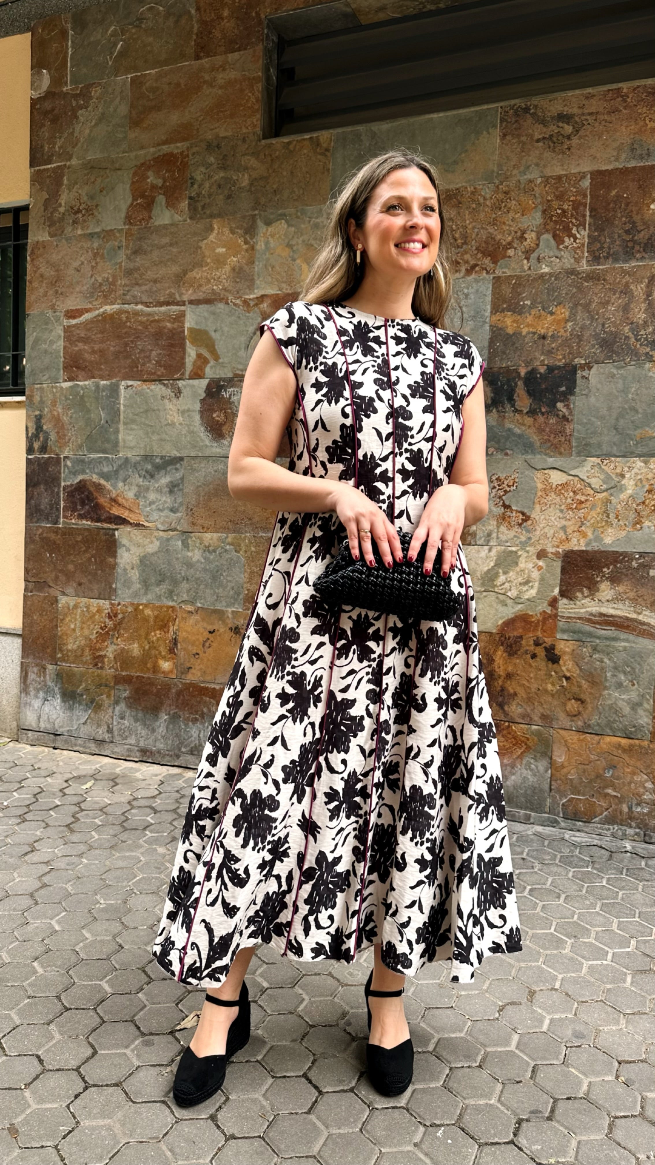 VESTIDO RIBETE MORADO ESTAMPADO FLOR