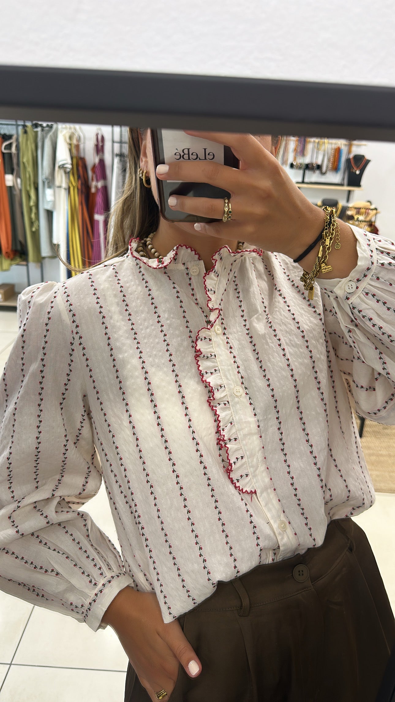BLUSA BORDADO LINEAL