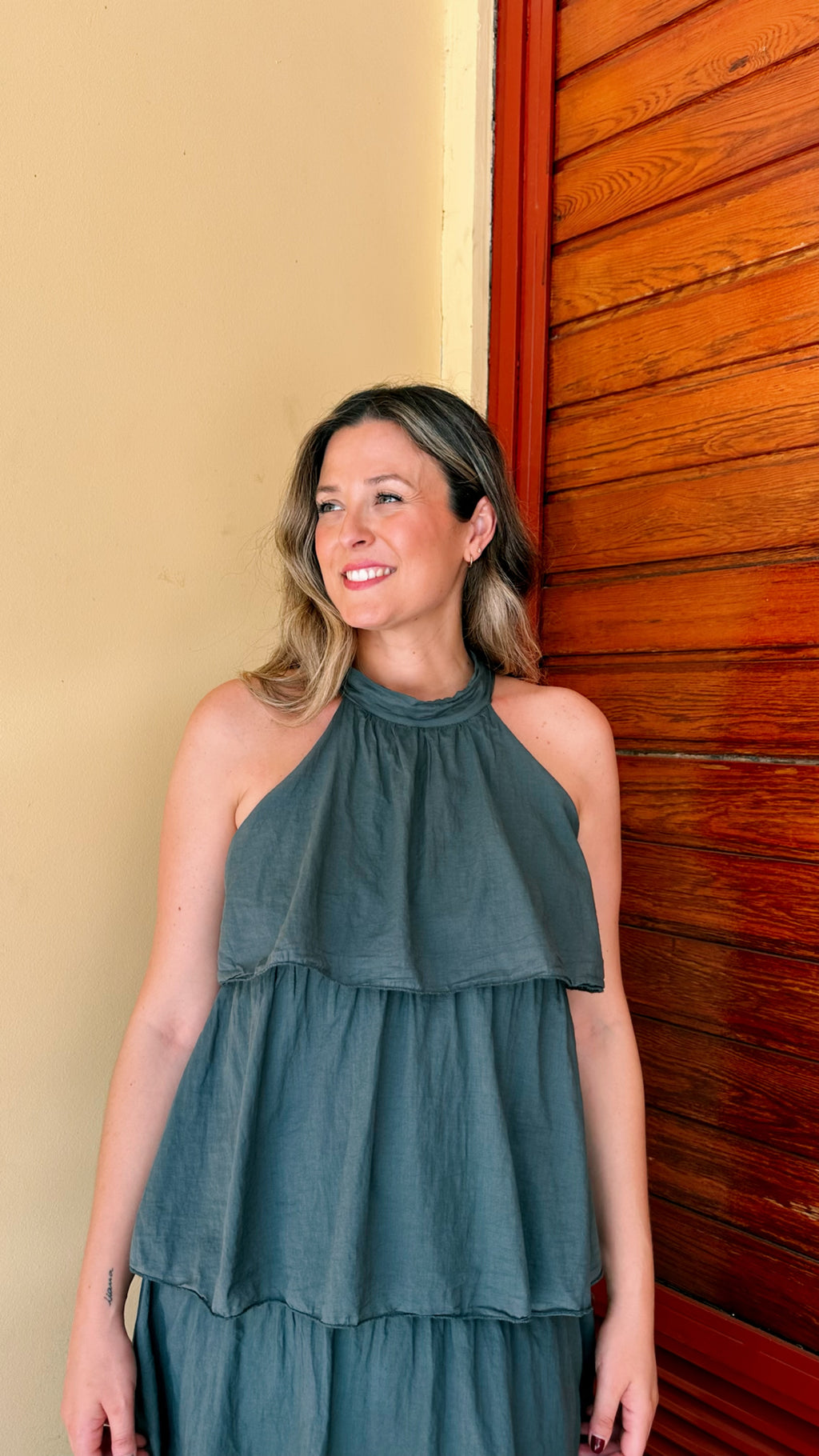 VESTIDO VOLANTES HALTER