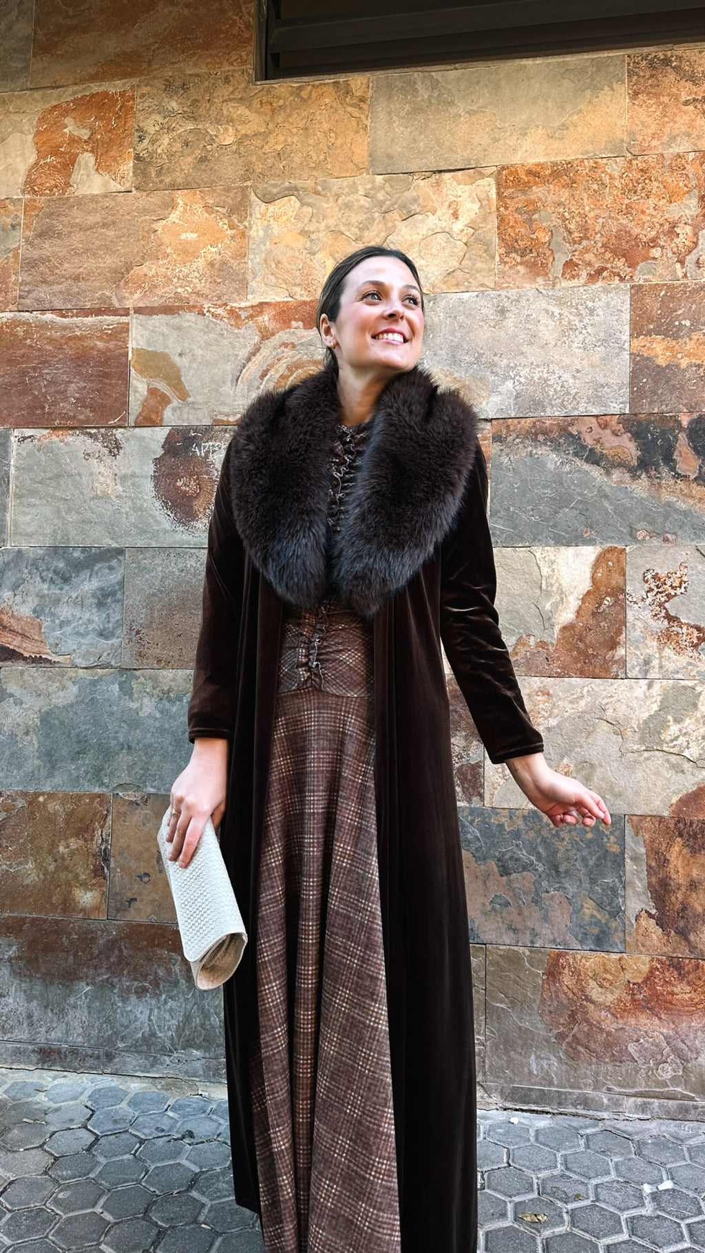 VESTIDO FRUNCE FRONTAL VOLANTE